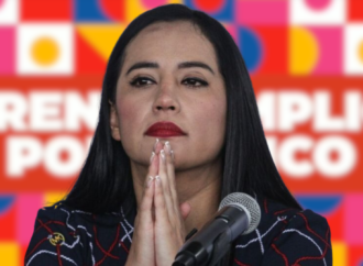 Sandra Cuevas asevera que continúa en la carrera por la CDMX