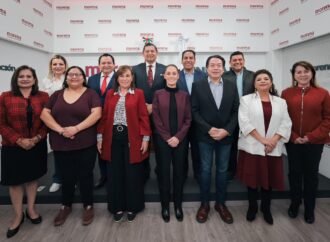 Claudia se reúne con los nueve aspirantes a gubernatura