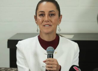 Claudia Sheinbaum felicita a las y los periodistas