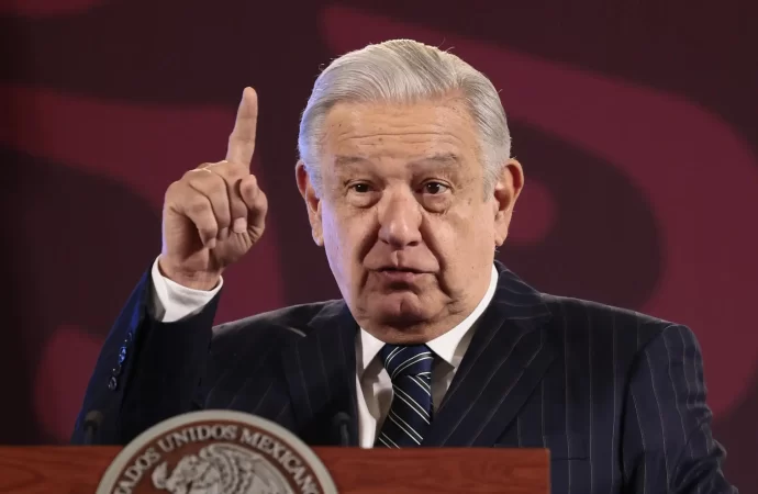 AMLO aclara que no desaparecerá a todos los organismos autónomos