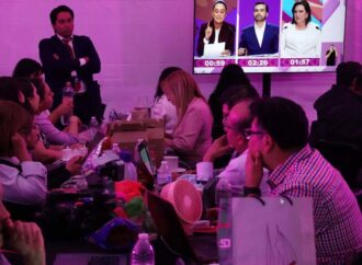 Acepta INE fallas de cronómetro en el debate; investigará incidencias