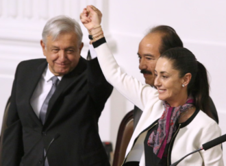 ‘Quieren amarrar navajas’: AMLO descarta conflicto con Sheinbaum por debate