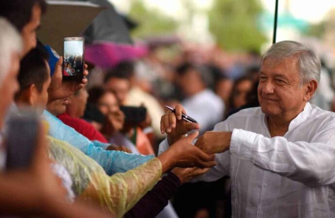 Anuncia AMLO gira de despedida tras elecciones