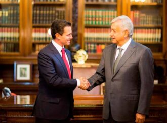 Confirma AMLO contacto personal y telefónico con Peña Nieto tras sucesión presidencial