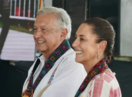 AMLO y Sheinbaum platican sobre qué empresas son “no confiables”