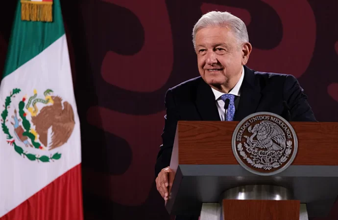 Difundirá AMLO recursos de organismos que protestaron ante el INE