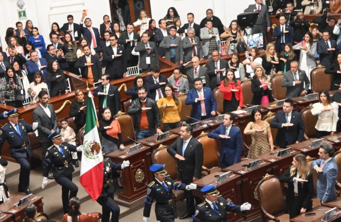 Alcaldes de CDMX rinden protesta en ceremonia exprés