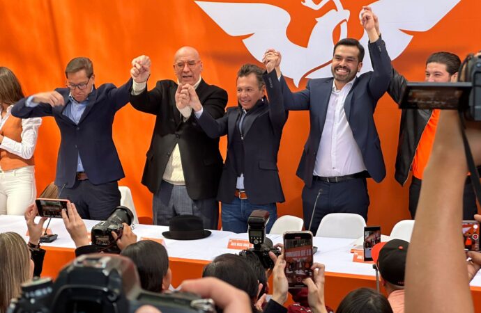 Se registra Máynez como precandidato presidencial de MC