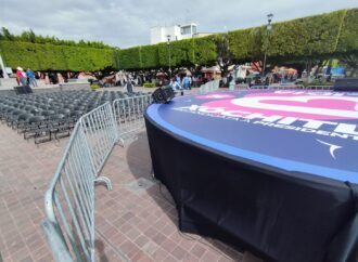 Vacía, la explanada desde donde cerrará precampaña Xóchitl Gálvez