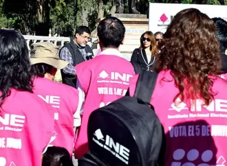 INE frena participación de 214 capacitadores por estar afiliados a partidos