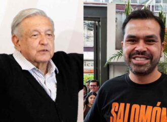 AMLO celebra precandidatura presidencial de Movimiento Ciudadano