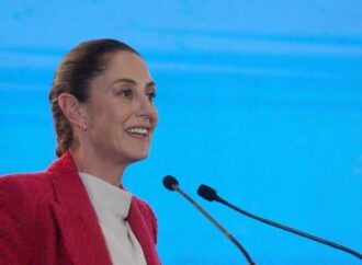 Claudia Sheinbaum llega a la plenaria de Morena en San Lázaro