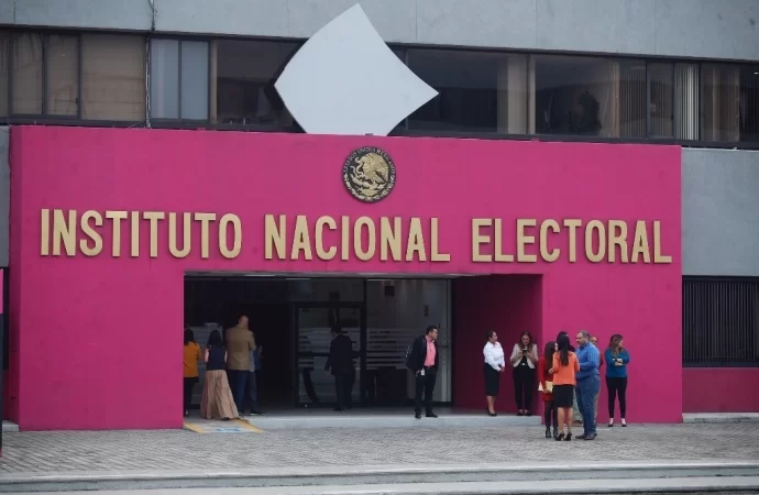 Solo 15 candidaturas independientes cumplieron con requisitos: INE