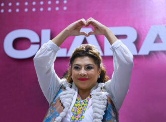Clara Brugada se registra como candidata de Morena ante IECM