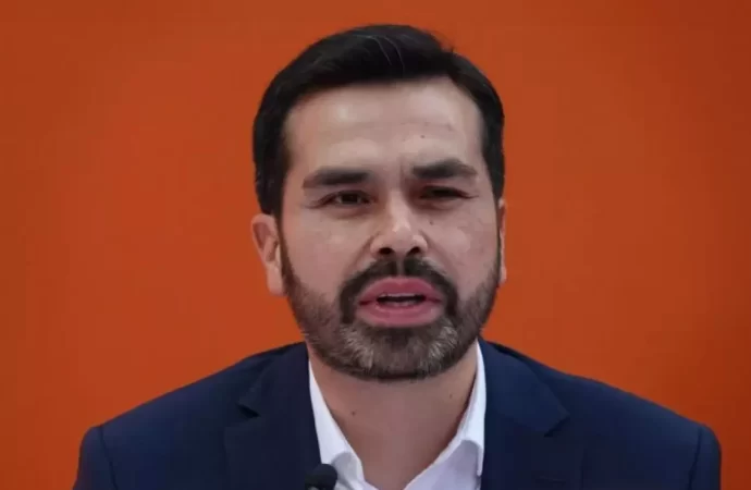 Ante ‘ataques’, Máynez dice que sus declaraciones patrimoniales son públicas