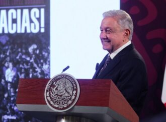 Trife ‘batea’ queja de Xóchitl Gálvez para prohibir venta del libro ‘¡Gracias!’ de AMLO